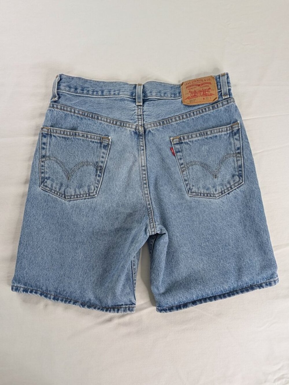 Y2k Levi's Light Medium Wash Denim 550 Cutoffs Shorts Jorts Jean Shorts